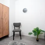Apartamento Livemore24 - Space In 24-7 Check-in