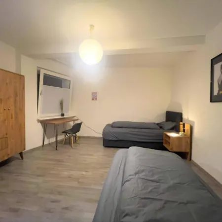Appartement Livemore24 - Space In 24-7 Check-in Duisburg