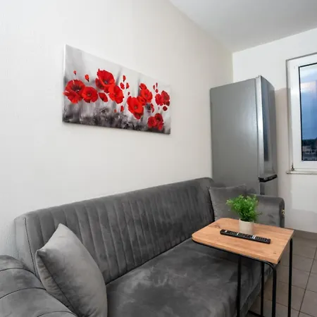 Apartment Livemore24 - Space In 24-7 Check-in Duisburg